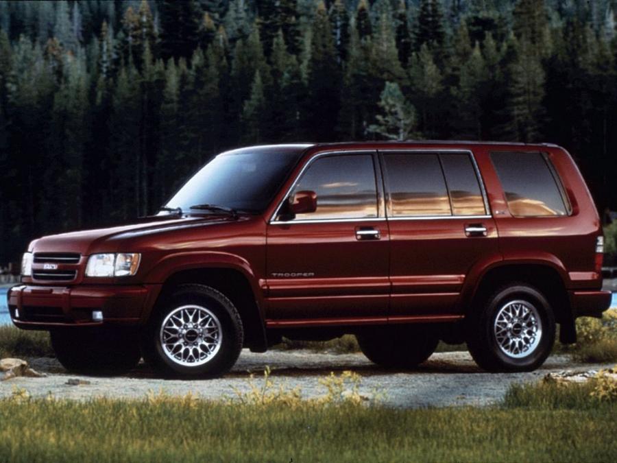 Isuzu Trooper 1998 года  (фото 2 из 9)
